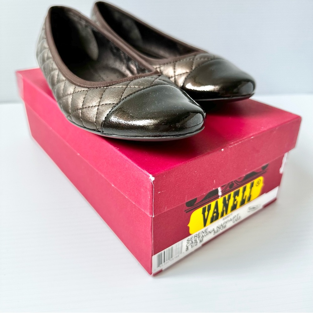 Vaneli Brown Patten Leather Toe Quilted Flats Size 8 1/2 Medium